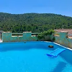 Andela 4*