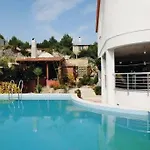 Andela Hotel