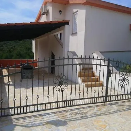 Andela 4* Vinišće